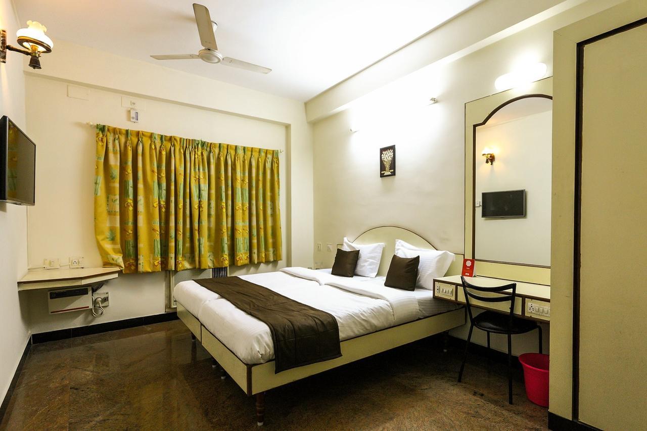 Akg Lodge Kanchipuram Exterior photo